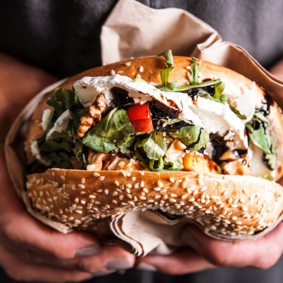 where to find best bagel in brooklyn